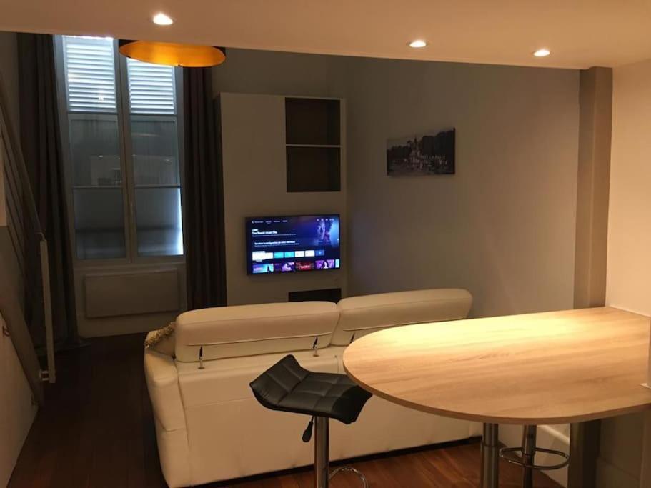 Hyper Centre Orleans : Appartement De Charme Luaran gambar
